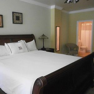 Habitación con Cama King